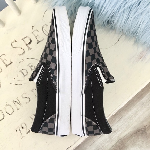 Vans, Off The Wall, Classic, Slip-On Checkerboard, Canvas Sneakers, Size 9.5 - Picture 8 of 15